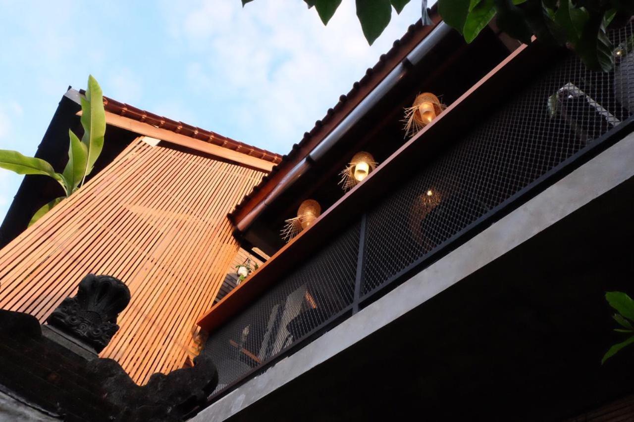 Sunshine Vintage House Hostel Ubud  Exterior photo